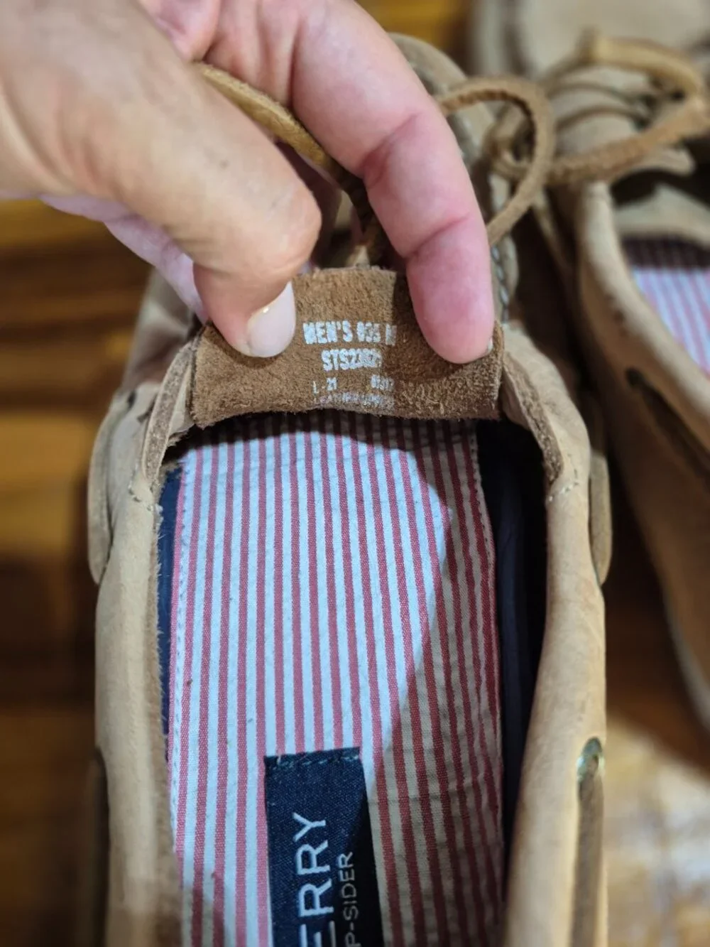 Unique Men's Sperry Topsider